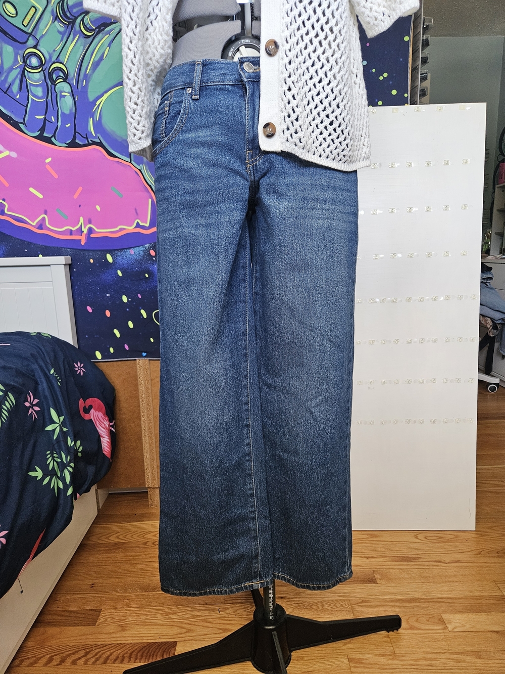 Levi's Women's Wide-Leg Jeans in Medium Blue Denim